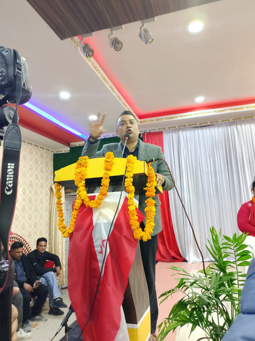 कांग्रेसको ठूलै नेता सहकारी ठगीमा देखिए पनि अनुसन्धानका लागि पाता कसेर लानुपर्छ : गगन थापा